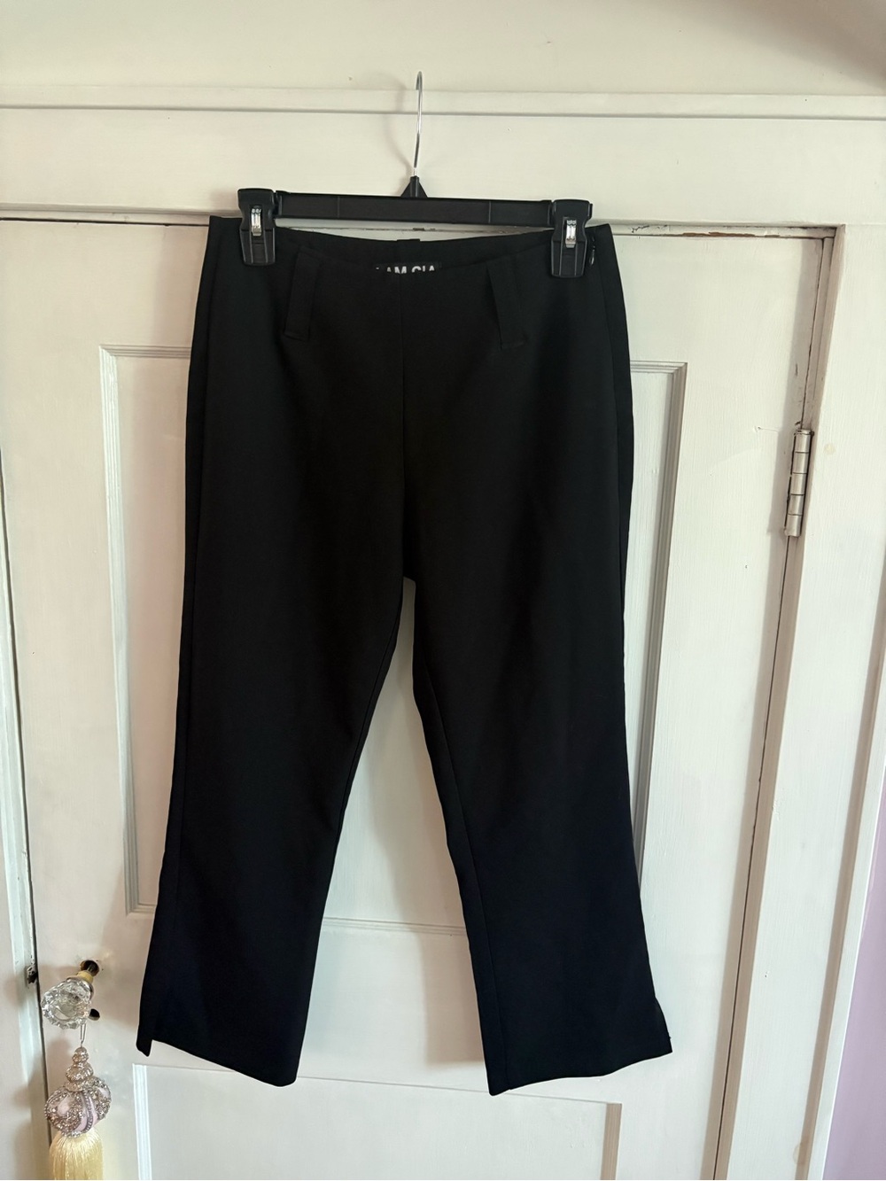 I.AM.GIA Black Capri